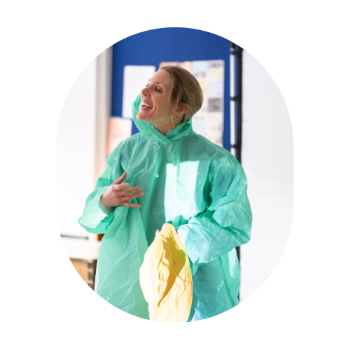 Julia Boskovic spielt Theater